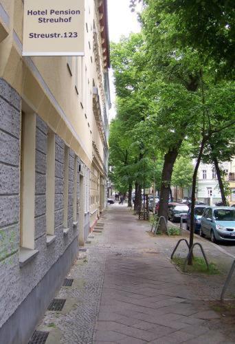 Hotel Pension Streuhof Berlin Extérieur photo
