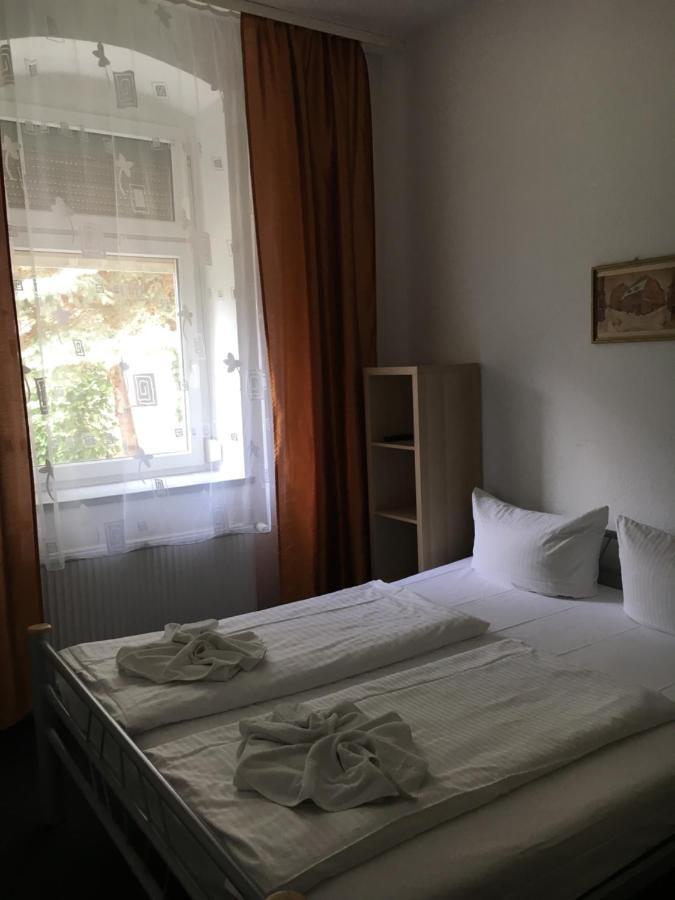 Hotel Pension Streuhof Berlin Extérieur photo