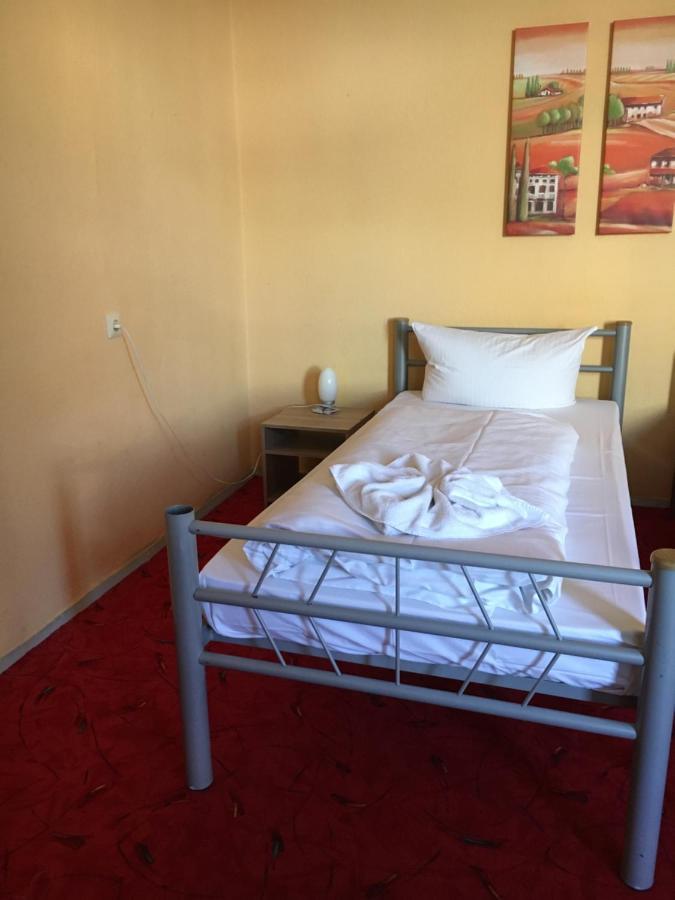 Hotel Pension Streuhof Berlin Extérieur photo